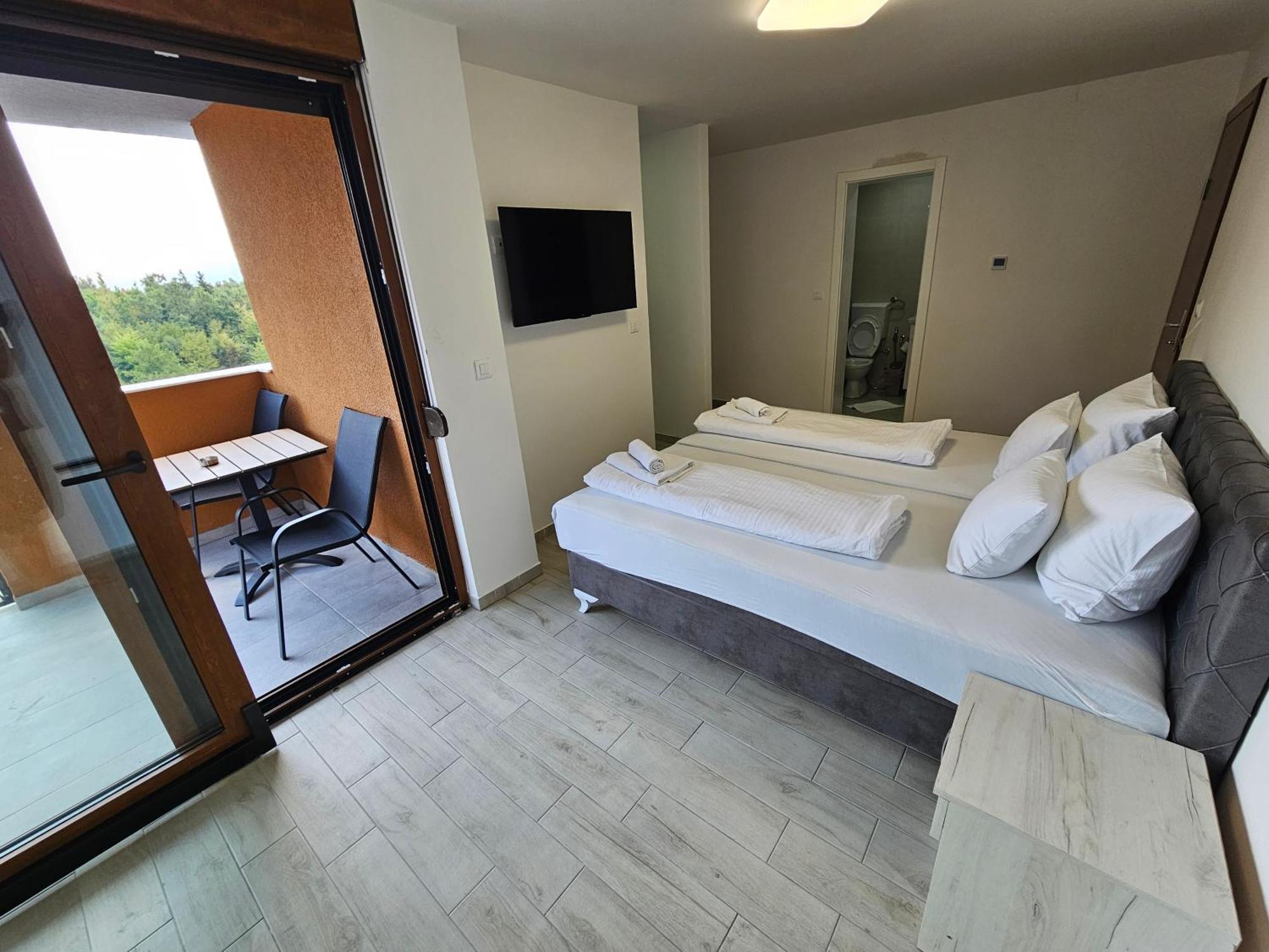 Maiden Water Resort Sarajevo Ngoại thất bức ảnh